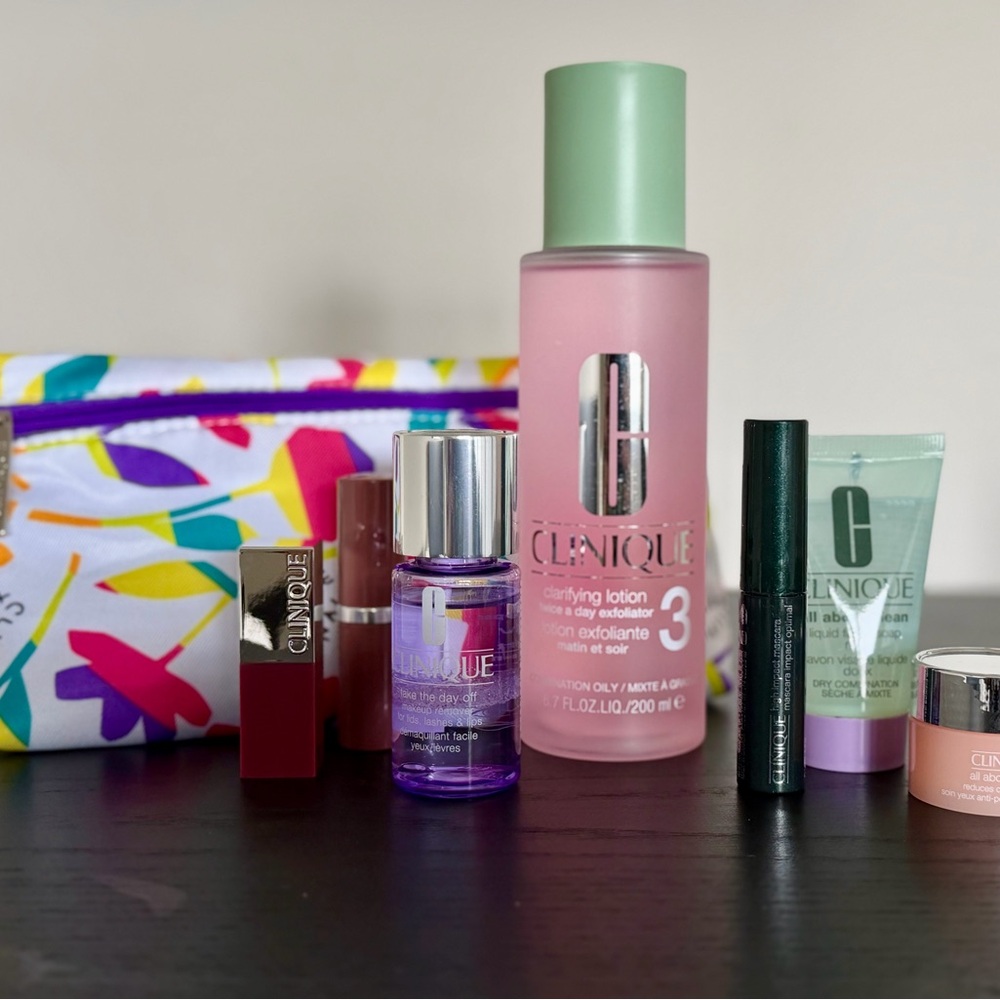 Clinique Skincare and Makeup Set